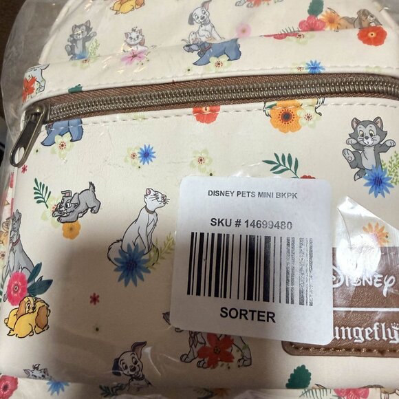 2024 Loungefly Disney Cats/Dogs Mini Backpack & Cardholder & bonus Bag - Picture 2 of 4